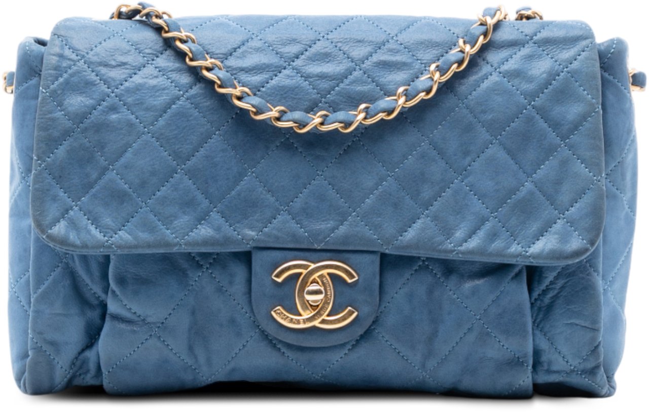 Chanel Large Quilted Iridescent Calfskin Chic Quilt Flap Blauw