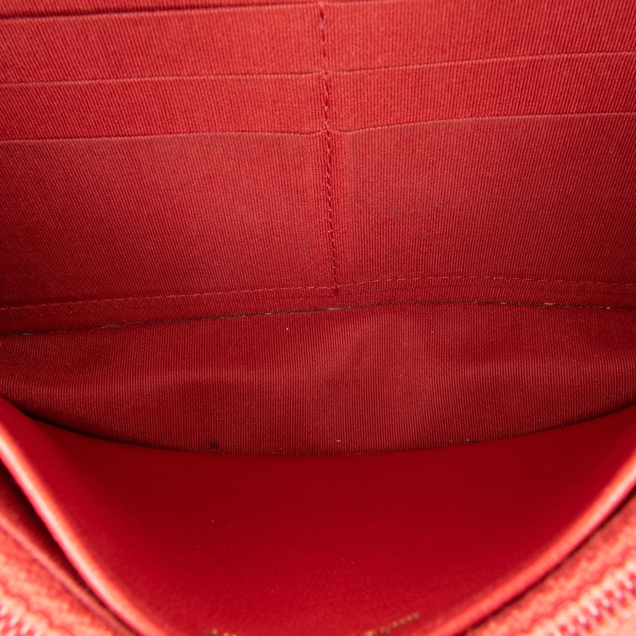 Chanel Quilted Lambskin 19 Wallet on Chain Rood