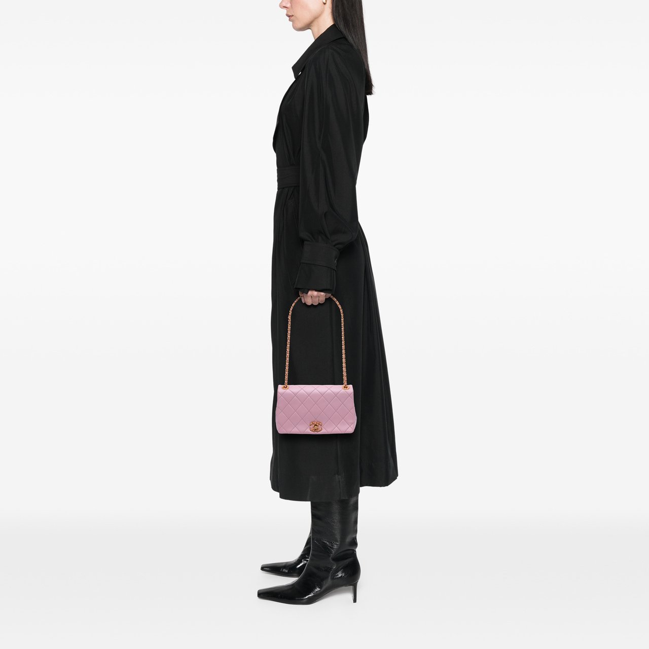 Chanel Quilted Lambskin Braided CC Single Flap Roze