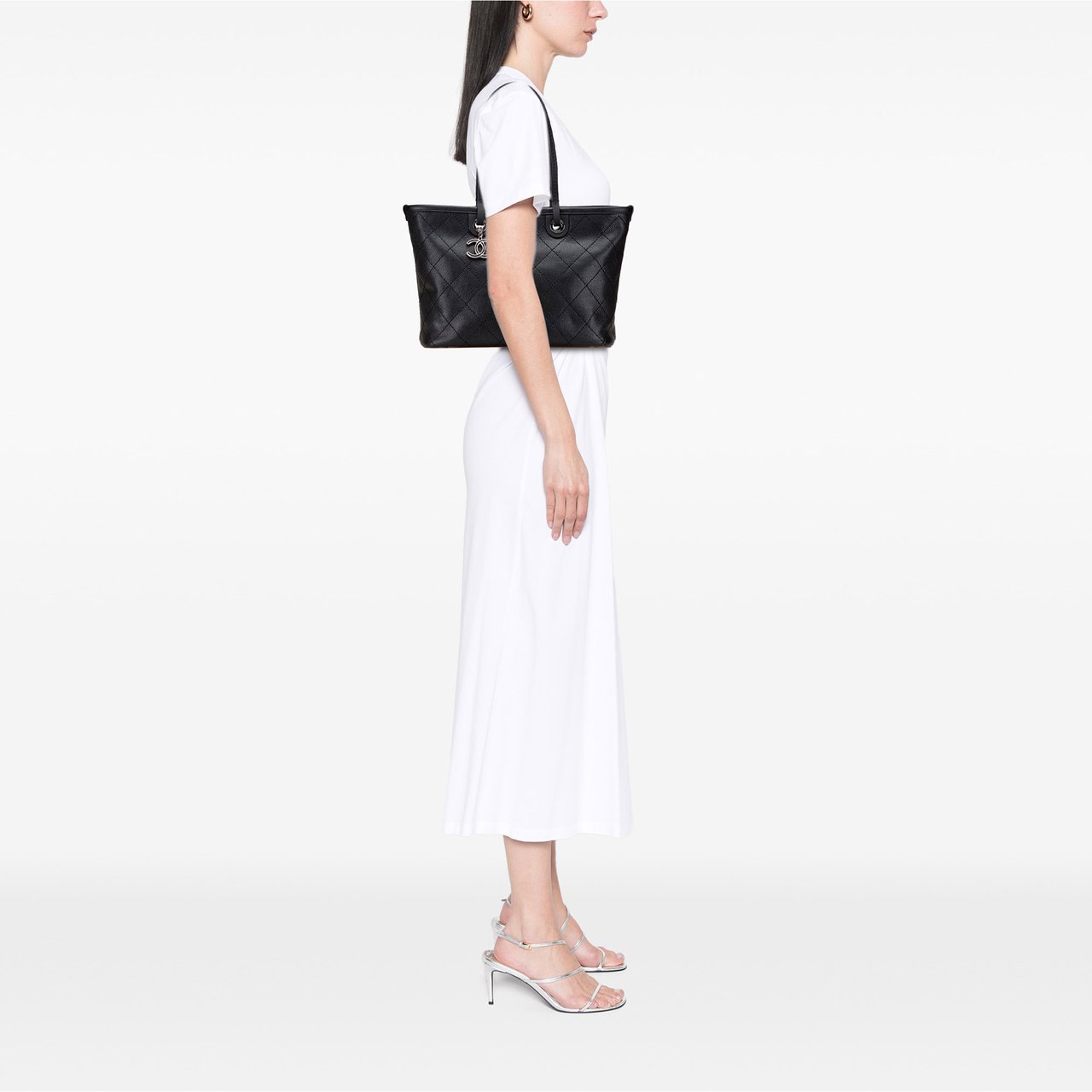 Chanel CC Caviar Wild Stitch On the Road Tote Zwart