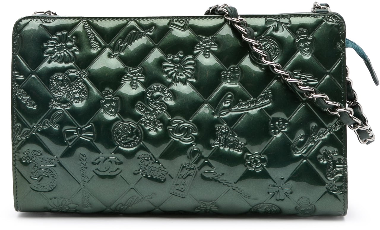 Chanel Quilted Patent Precious Symbols Pochette Groen
