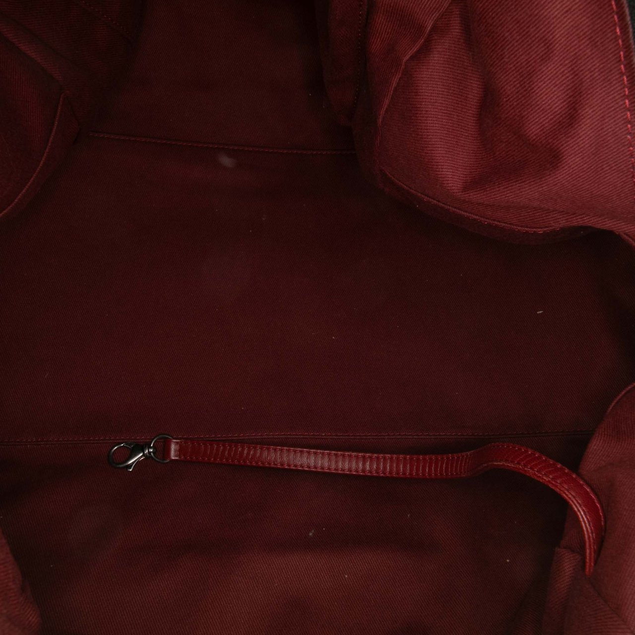 Chanel CC Quilted Aged Calfskin Coco Rider Bowling Bag Zwart