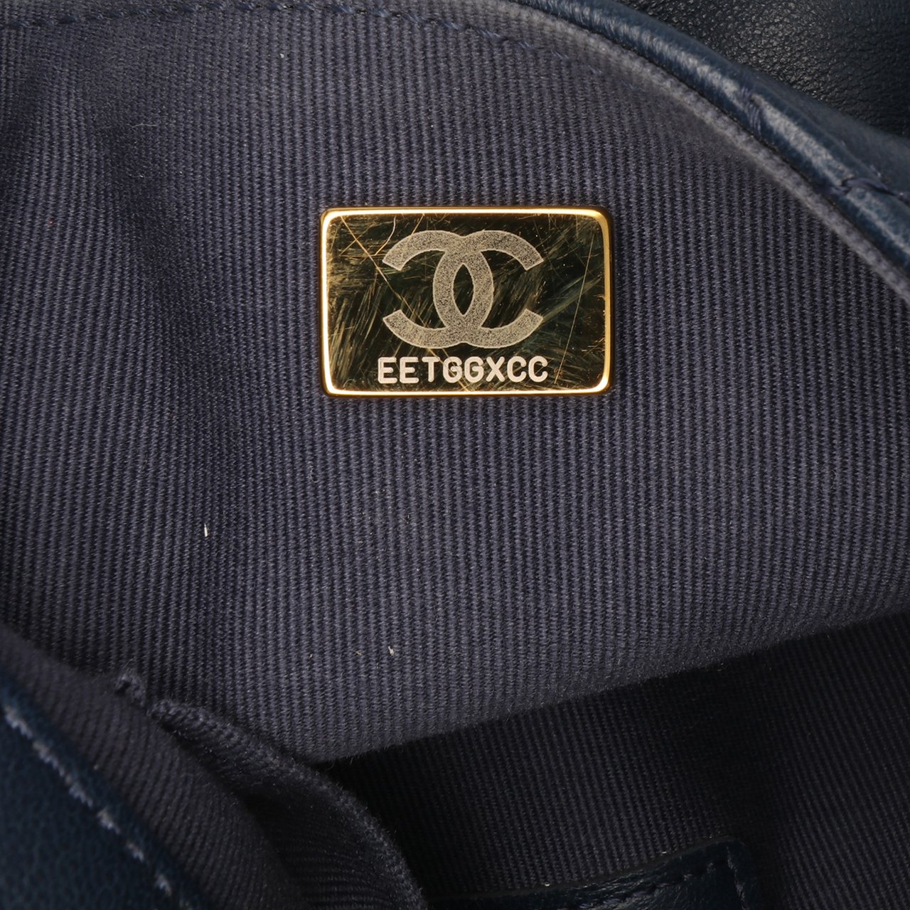 Chanel Mini Quilted Lambskin Crush on Chains Flap Blauw