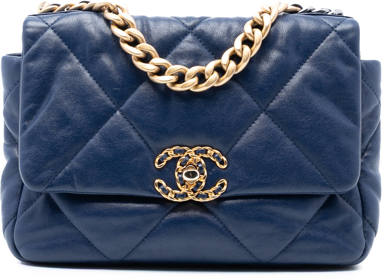 Chanel Medium Lambskin 19 Flap Blauw