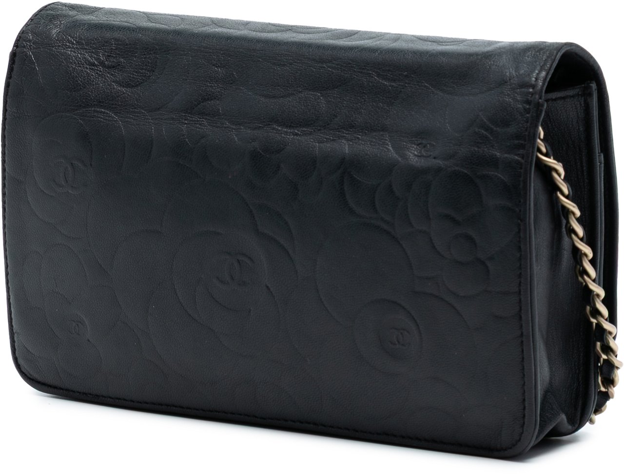 Chanel CC Embossed Lambskin Camellia Wallet On Chain Zwart