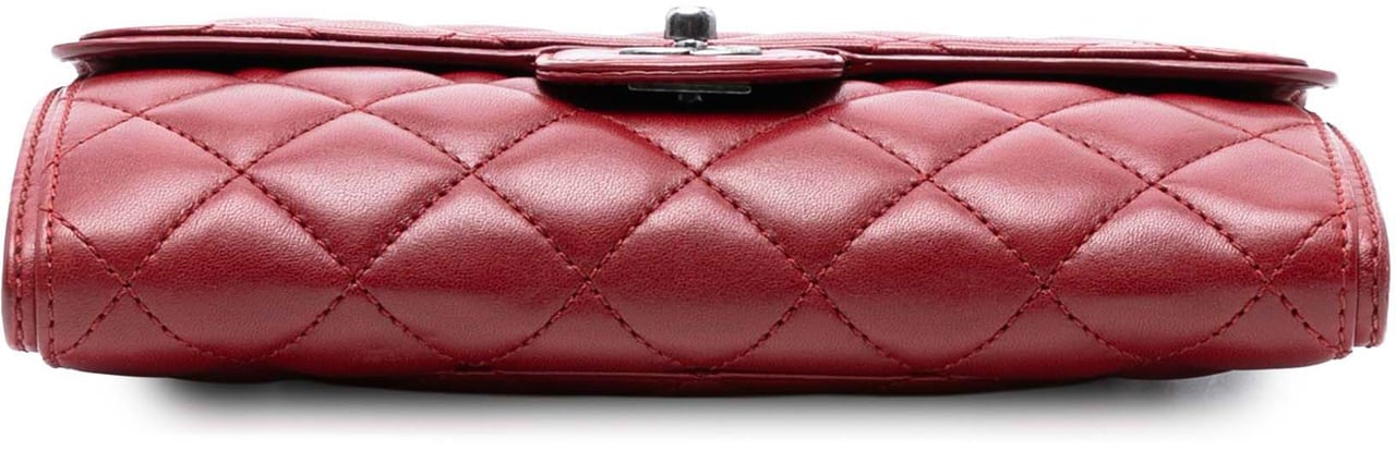 Chanel Small Quilted Lambskin Citizen Zip Flap Rood