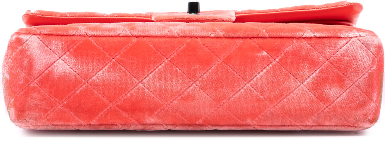 Chanel Medium Classic Velvet Double Flap Rood
