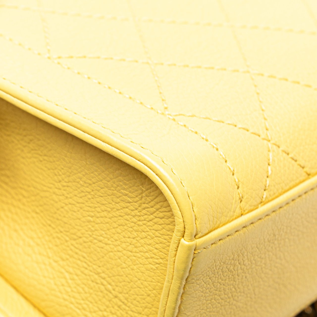 Chanel Mini Calfskin Label Click Shopping Tote Geel