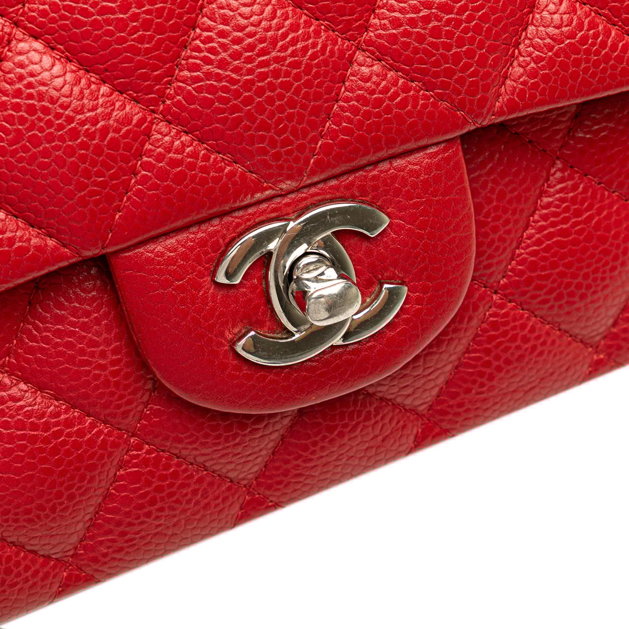 Chanel Medium Classic Caviar Double Flap Rood