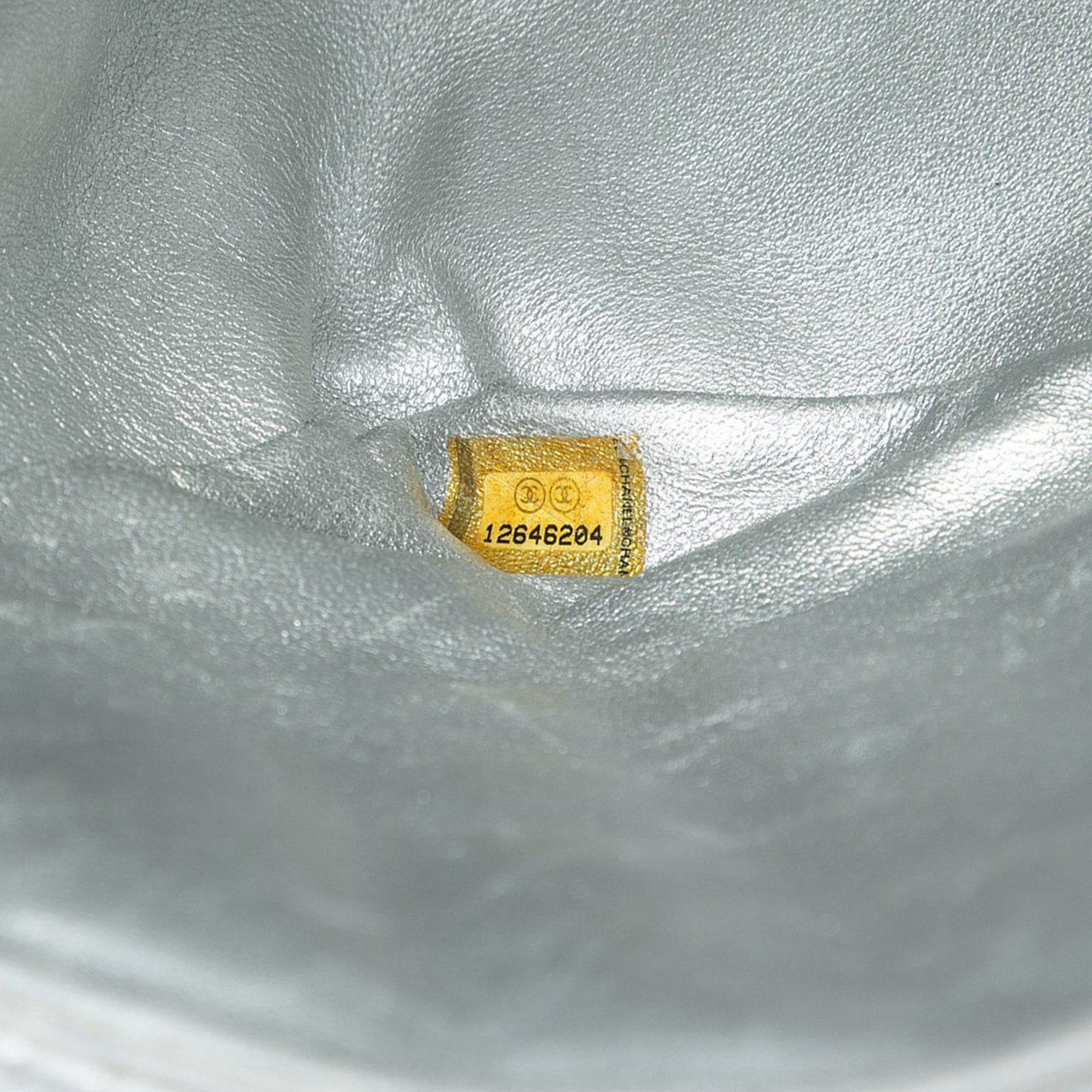 Chanel Jumbo Classic Metallic Lambskin Single Flap Zilver