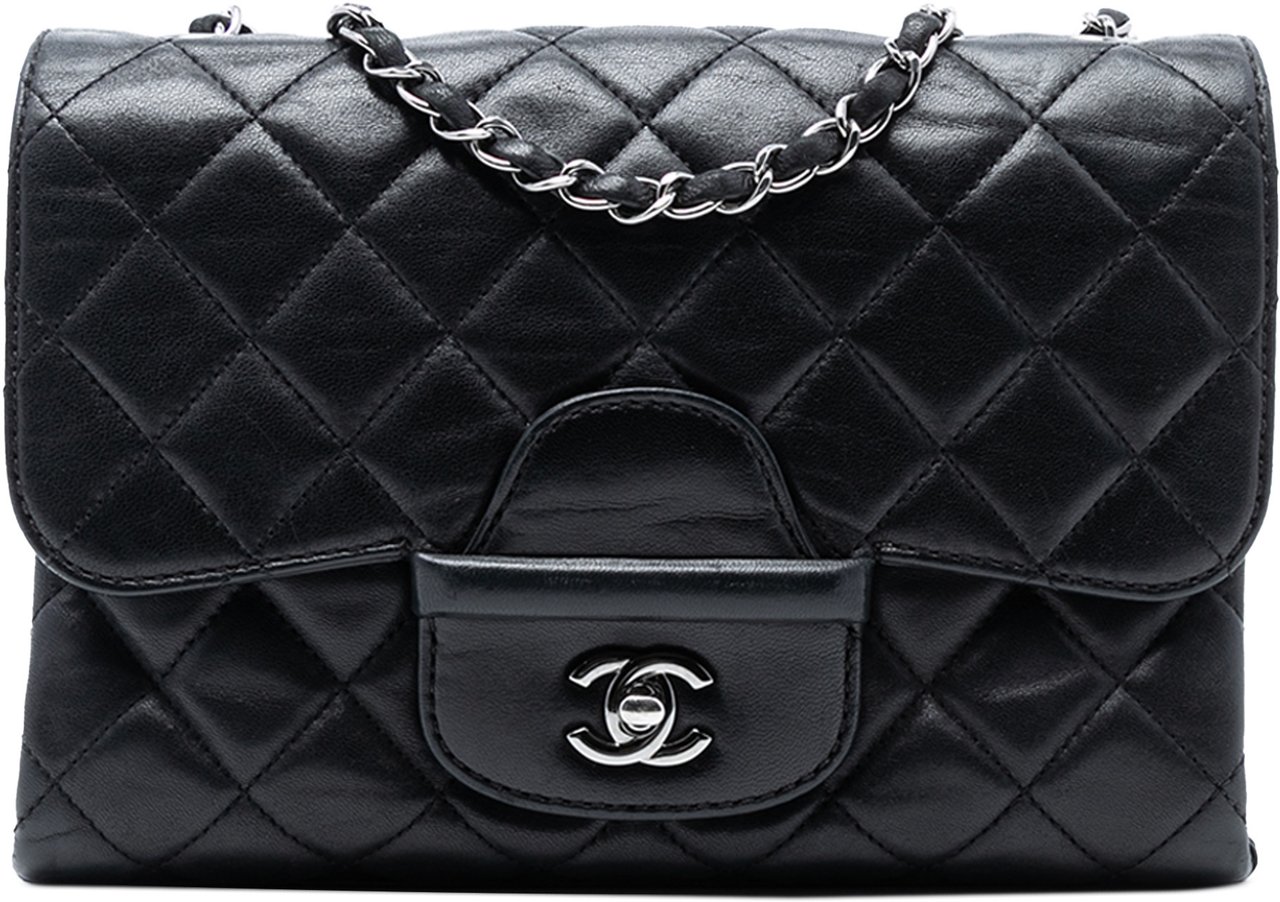 Chanel Small Quilted Lambskin Coco Loop Flap Zwart