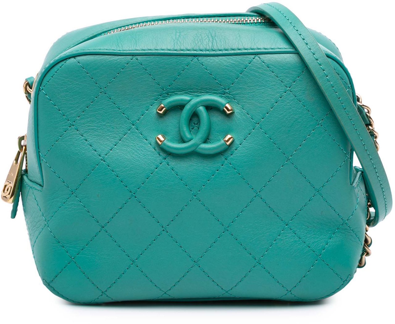 Chanel CC Stitched Calfskin Enamel Camera Bag Blauw