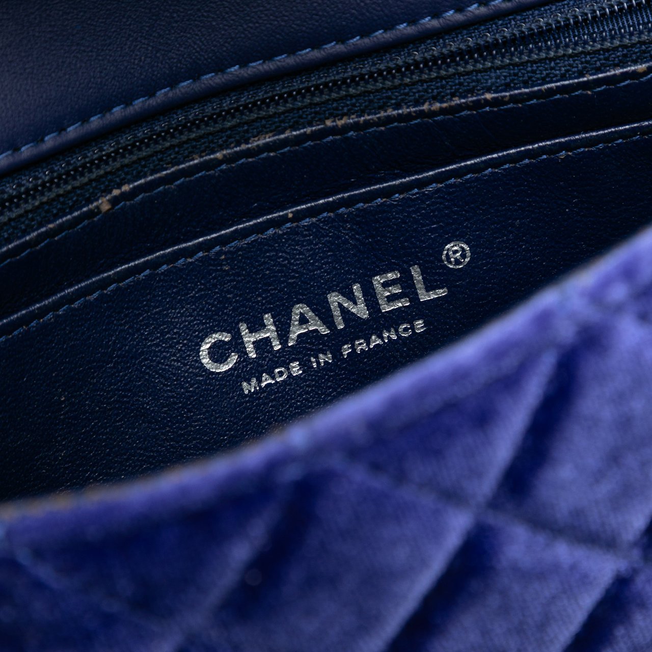 Chanel Mini Rectangular Classic Velvet Single Flap Blauw