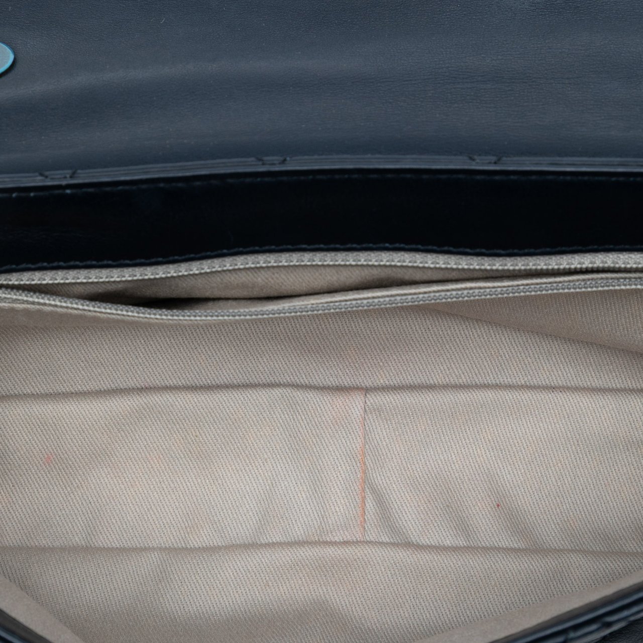 Chanel Medium Quilted Tricolor Lambskin Country Chic Flap Blauw