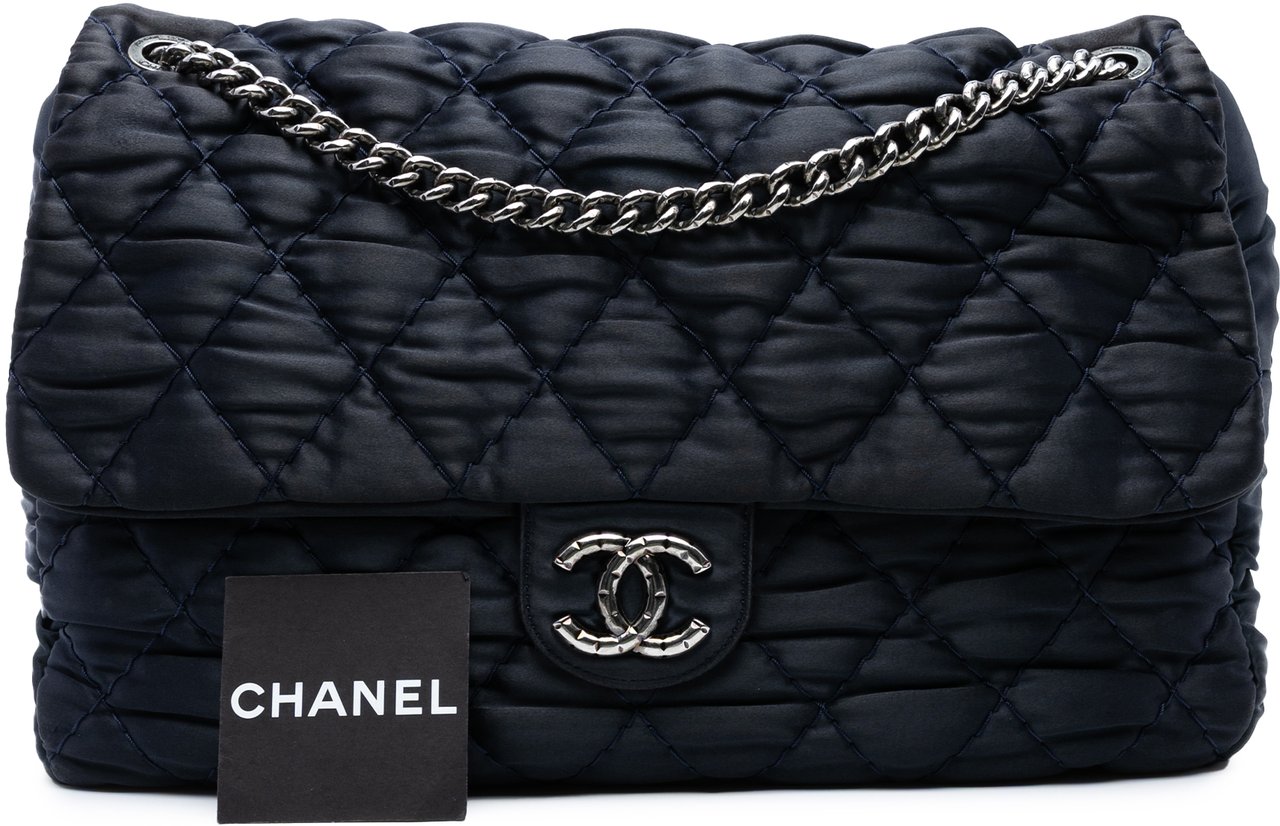 Chanel Extra Large CC Quilted Satin Single Flap Blauw