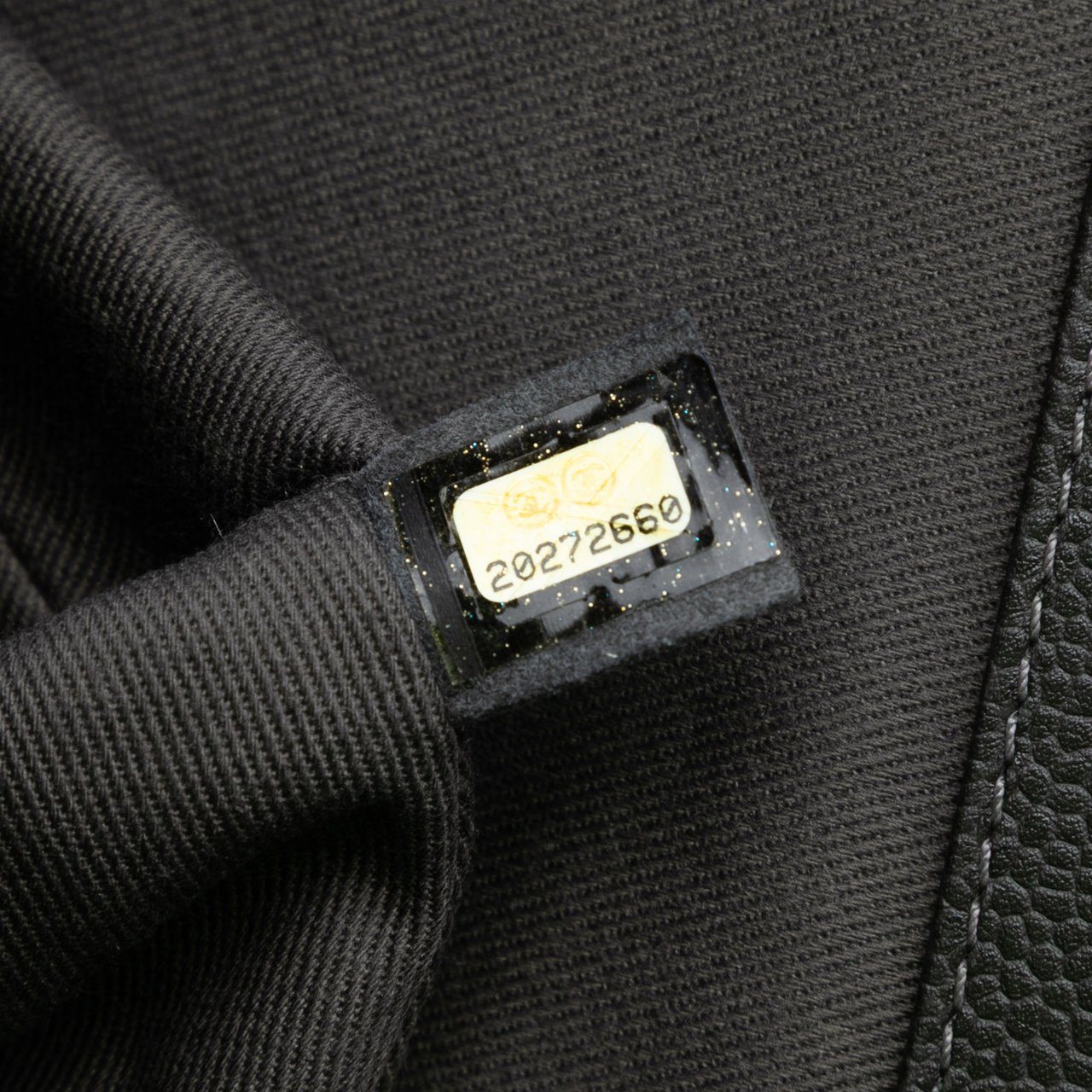 Chanel Large CC Quilted Caviar CC Clutch Zwart