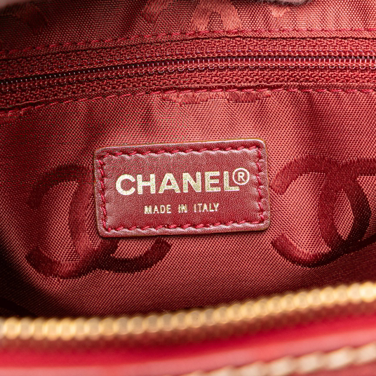 Chanel CC Lambskin Wild Stitch Handbag Rood