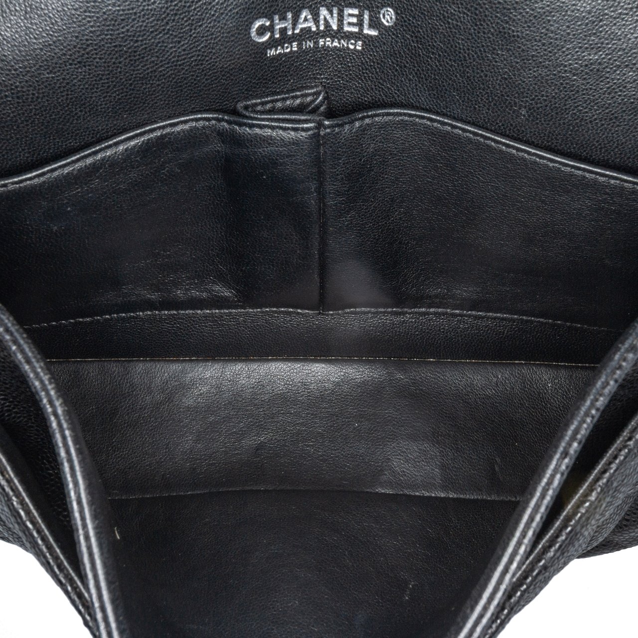 Chanel Medium Classic Caviar Double Flap Zwart