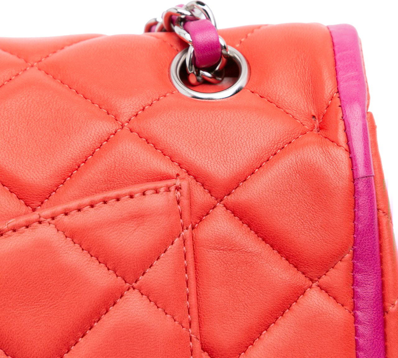 Chanel Medium Classic Bicolor Lambskin Double Flap Rood