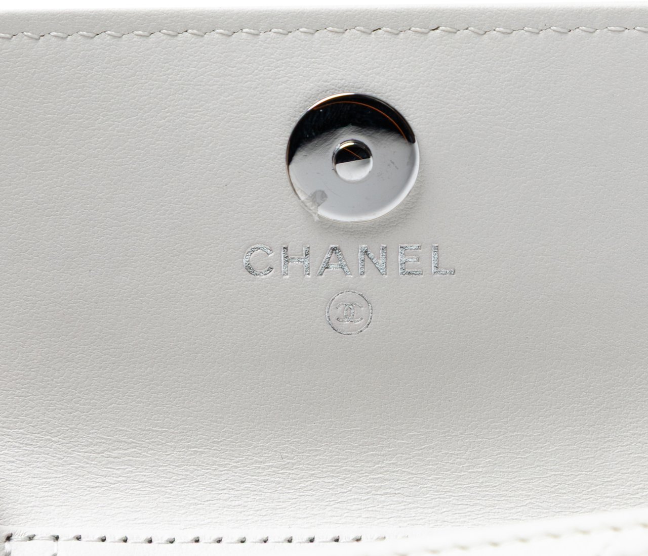 Chanel Lambskin 19 Flap Coin Purse With Chain Wit