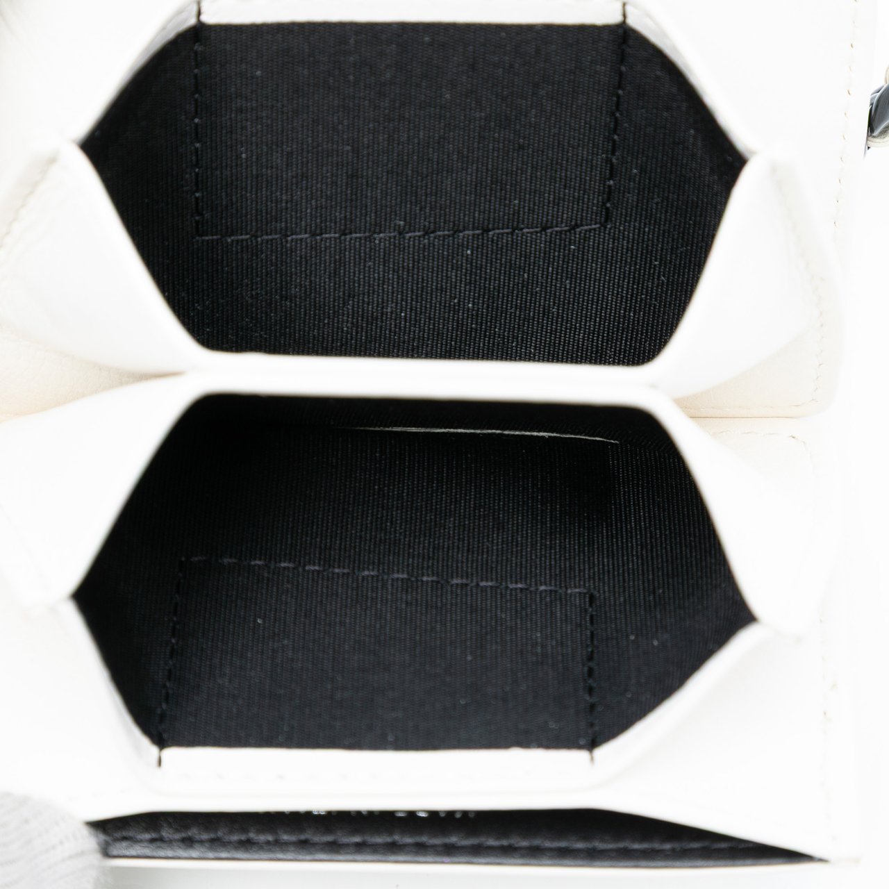 Chanel Lambskin 19 Flap Coin Purse With Chain Wit