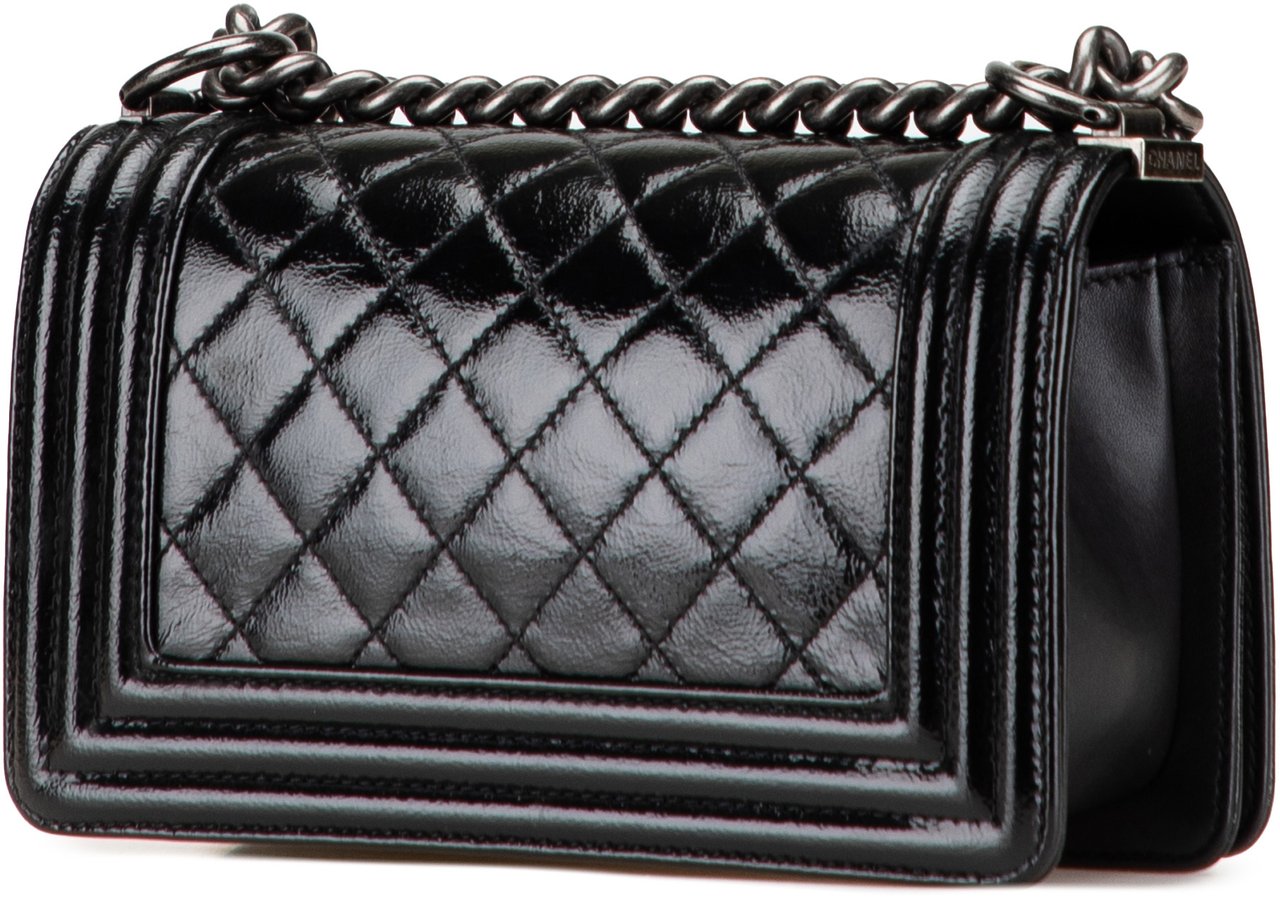 Chanel Small Quilted Patent Boy Flap Zwart