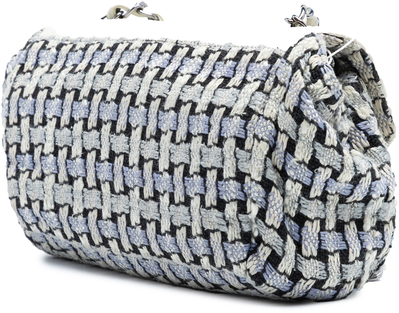 Chanel Tweed and Calfskin Woven Single Flap Zwart