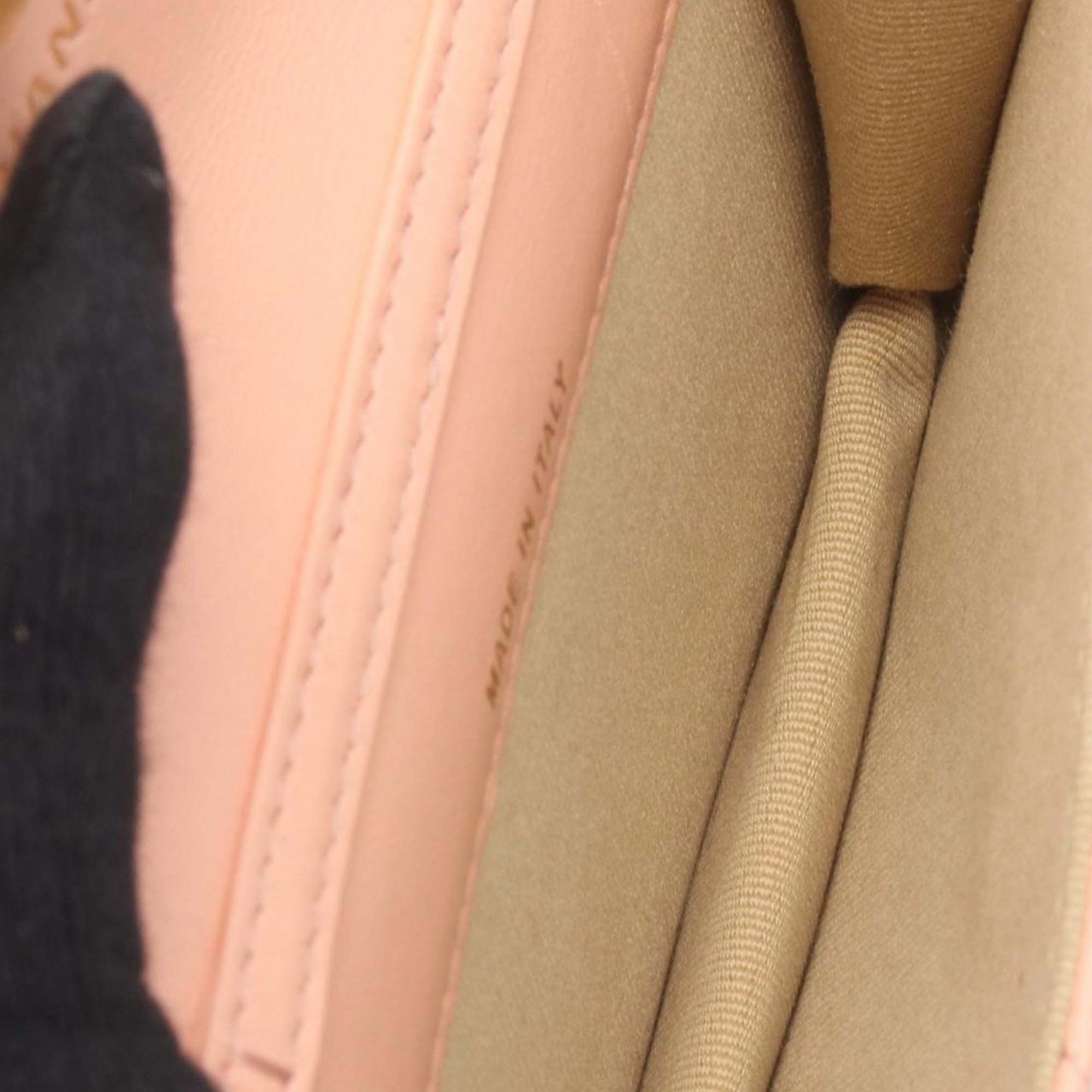 Chanel Mini Lambskin Pearl Crush Clutch On Chain Roze