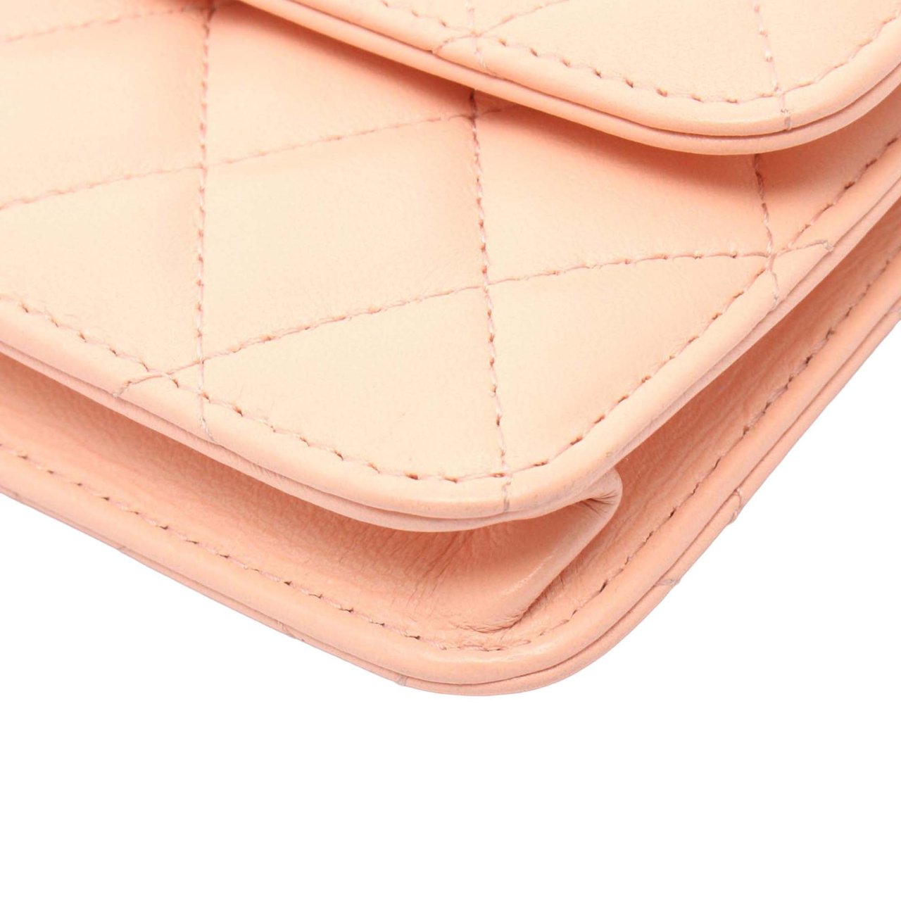 Chanel Mini Lambskin Pearl Crush Clutch On Chain Roze