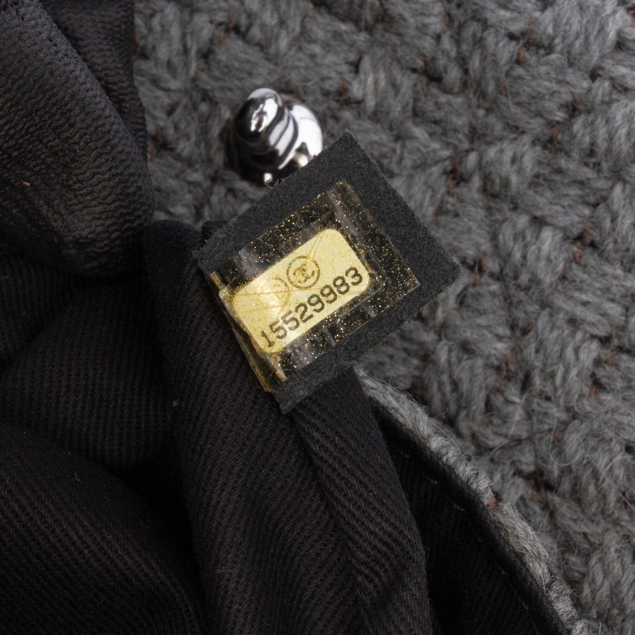 Chanel Quilted Wool and Calfskin Single Flap Grijs