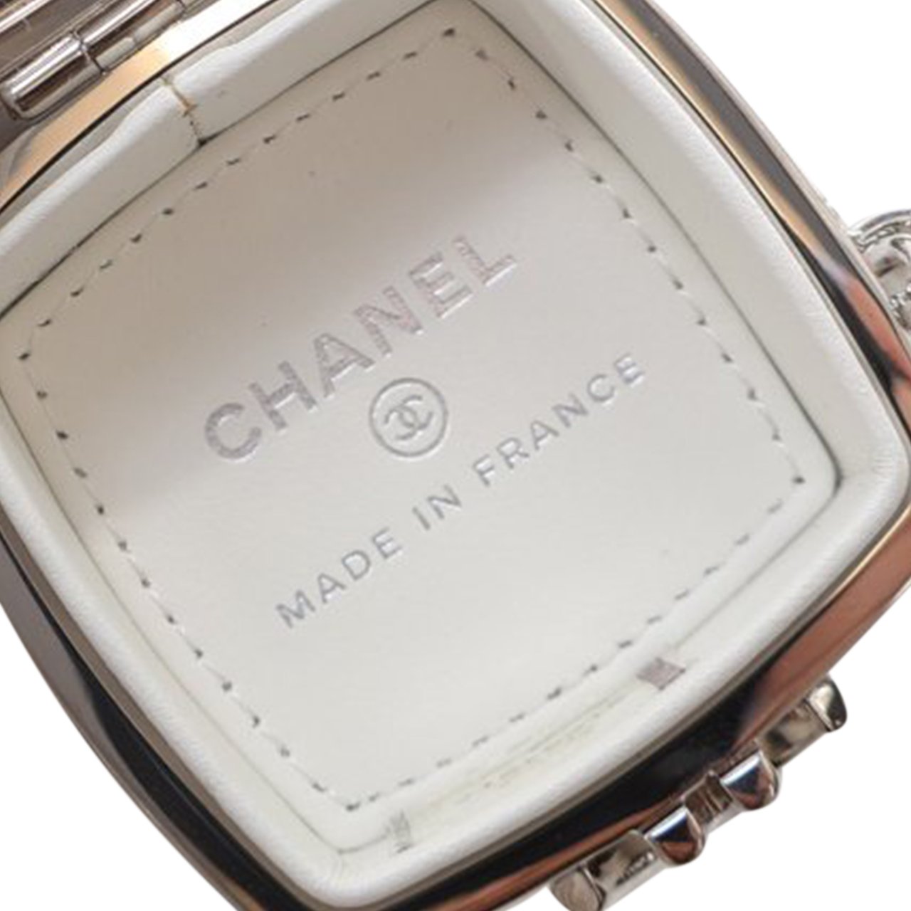 Chanel Patent Goatskin Make-Up Box Clutch With Chain Wit