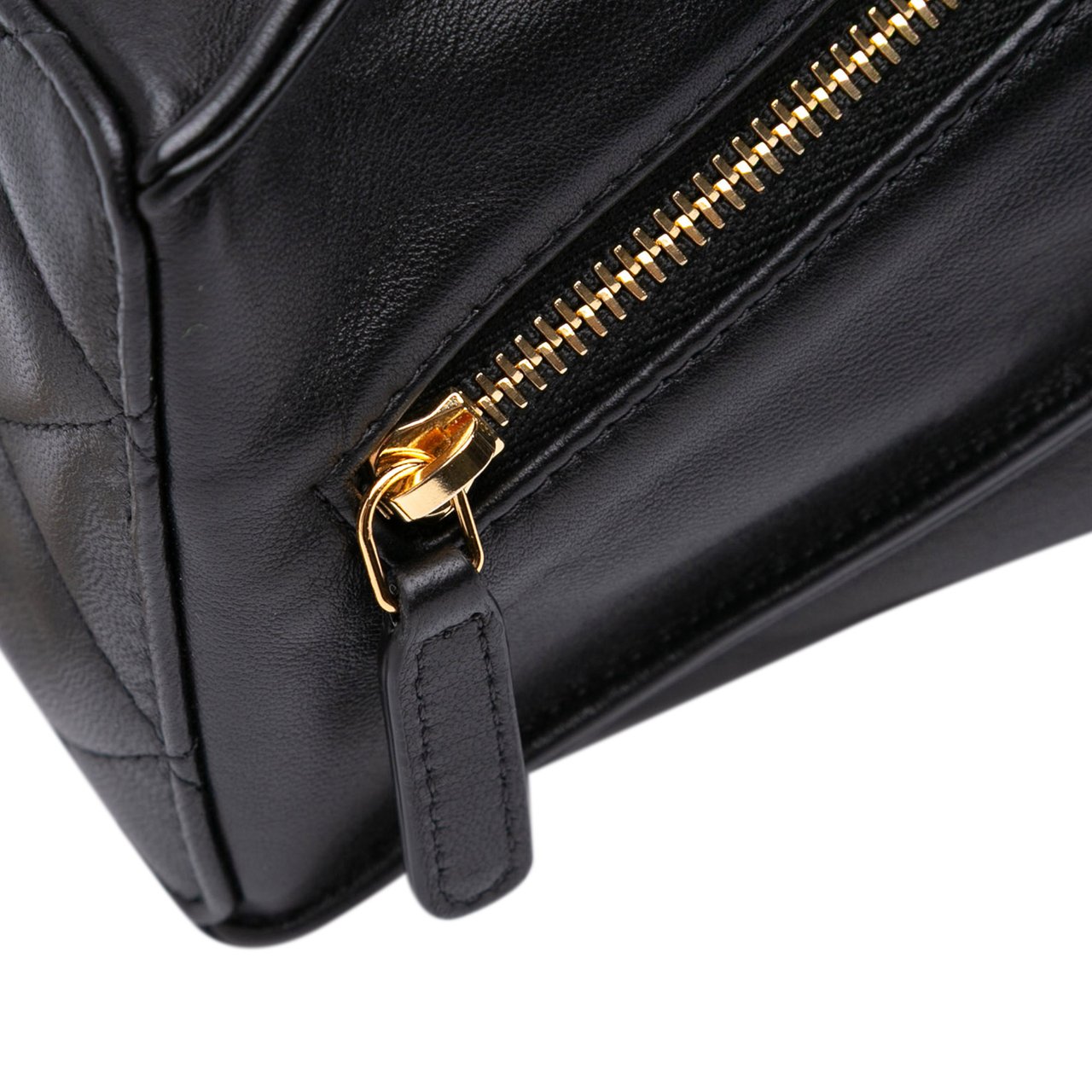 Chanel CC Lambskin Tassel Clutch with Chain Zwart