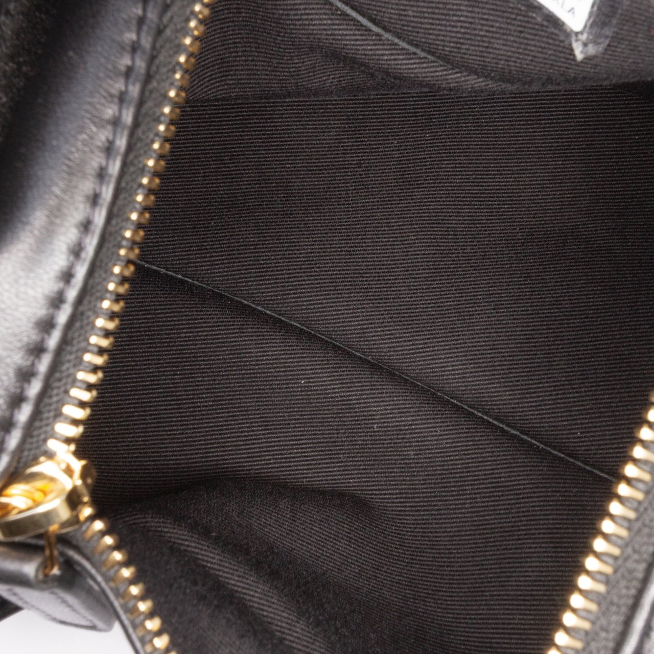 Chanel CC Lambskin Tassel Clutch with Chain Zwart