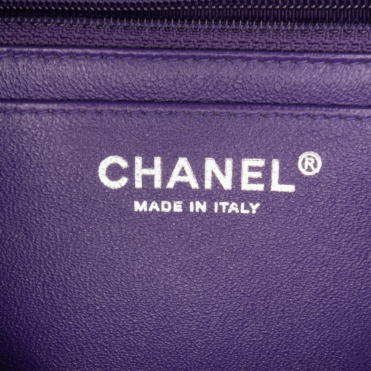 Chanel Mini Square Classic Patent Single Flap Paars