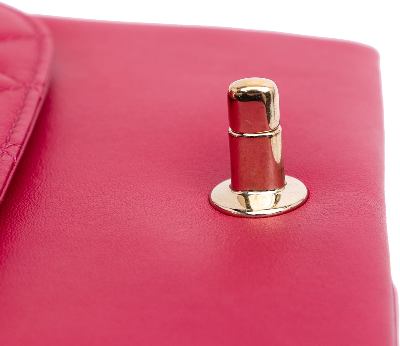 Chanel Small Quilted Lambskin Citizen Chic Flap Roze