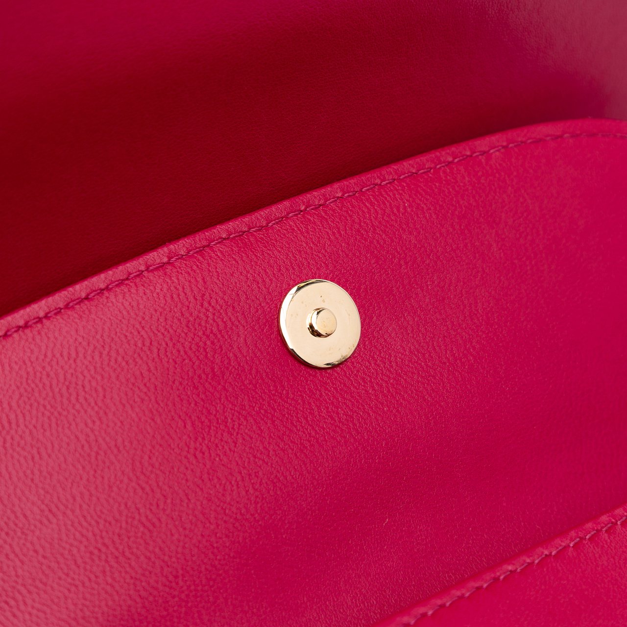 Chanel Small Quilted Lambskin Citizen Chic Flap Roze