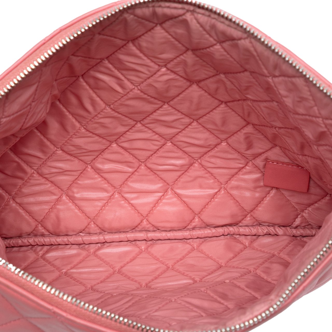 Chanel Medium Quilted Lambskin O Case Clutch Roze