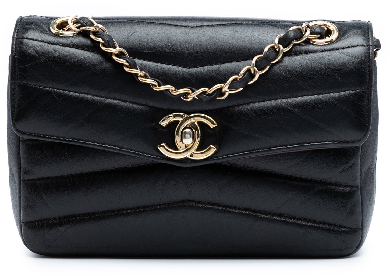 Chanel Small Chevron Shiny Lambskin Miroir Flap Bag Zwart