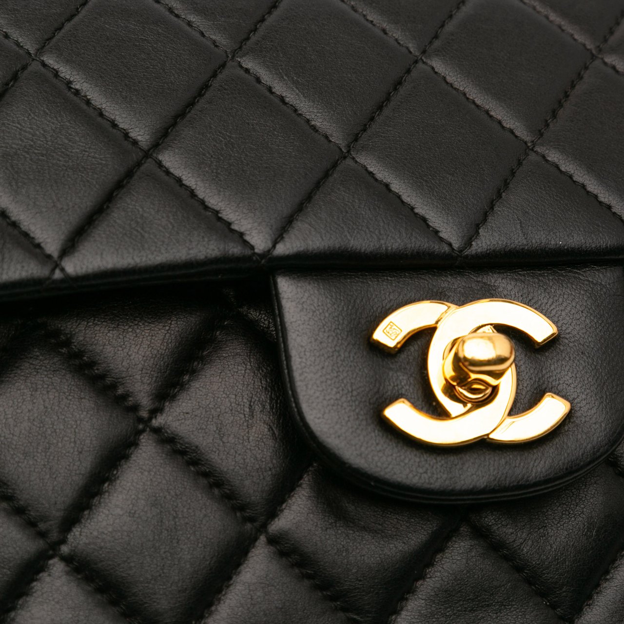 Chanel Small Classic Lambskin Double Flap Zwart