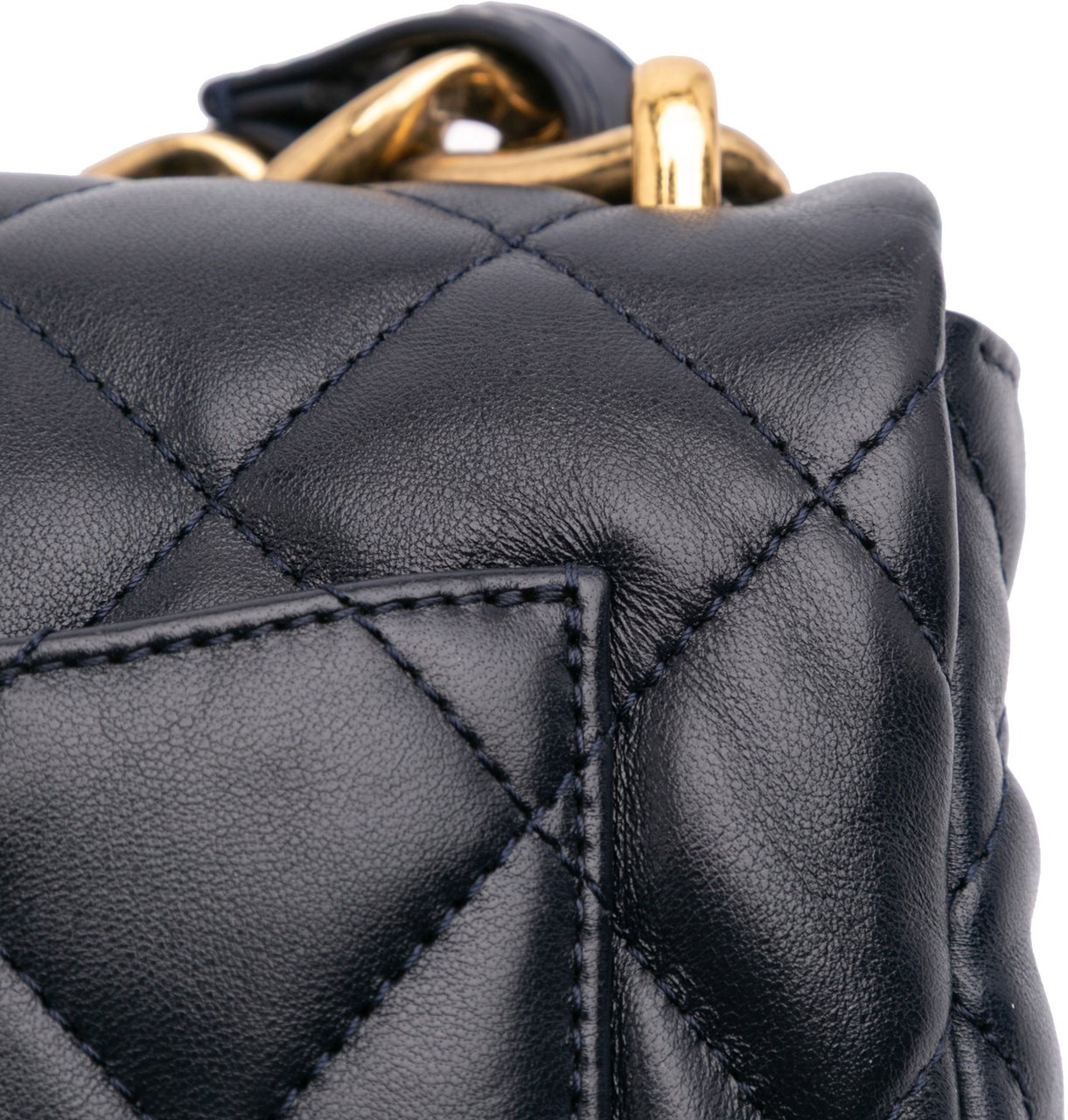 Chanel Small Quilted Lambskin Funky Town Flap Paars