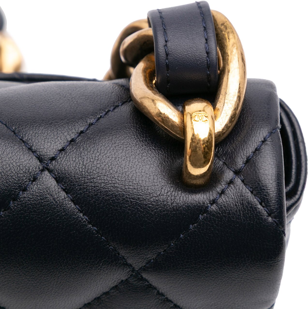Chanel Small Quilted Lambskin Funky Town Flap Paars