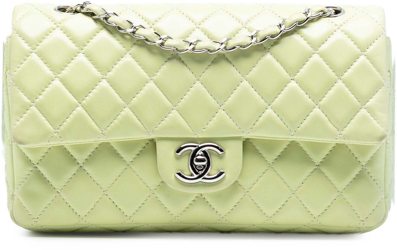 Chanel Medium Classic Lambskin Double Flap Groen