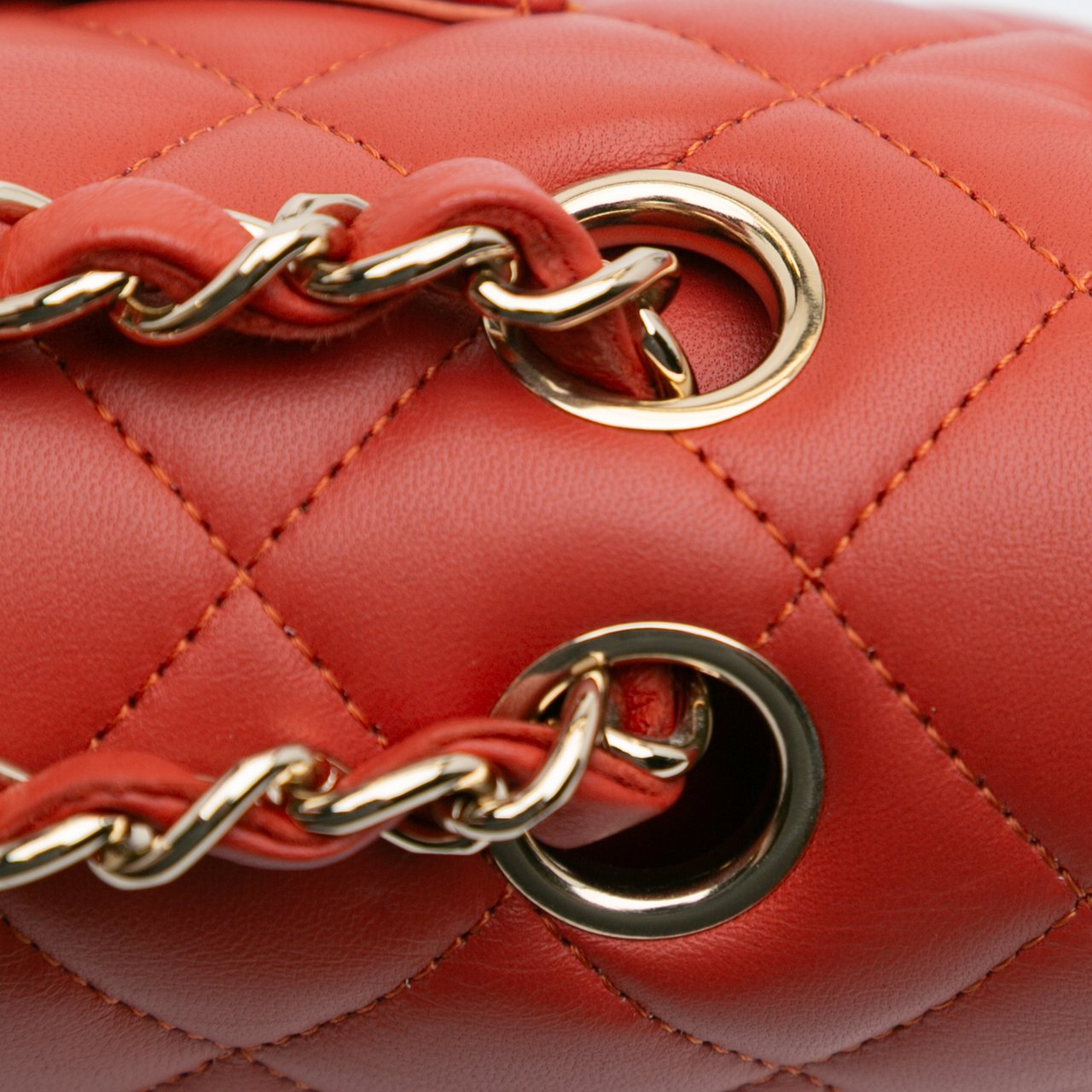 Chanel Medium Classic Lambskin Double Flap Rood