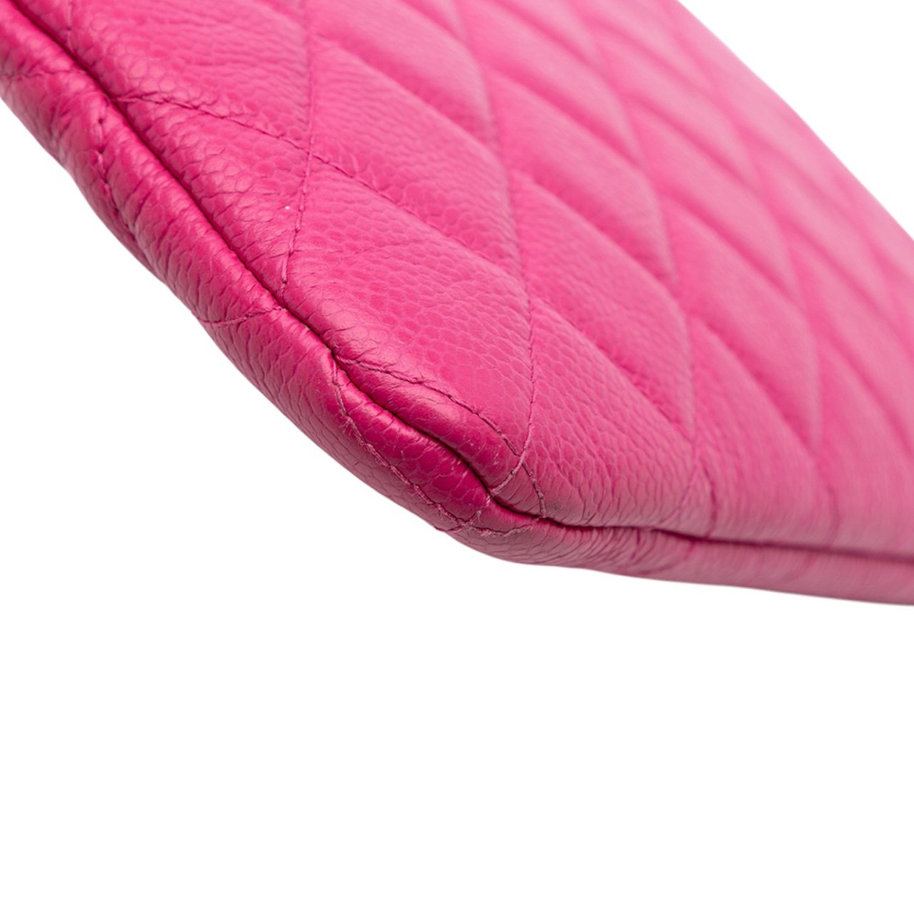 Chanel Small Quilted Caviar O Case Clutch Roze