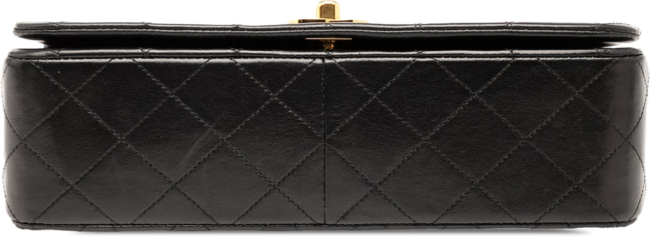 Chanel CC Quilted Lambskin Full Flap Zwart