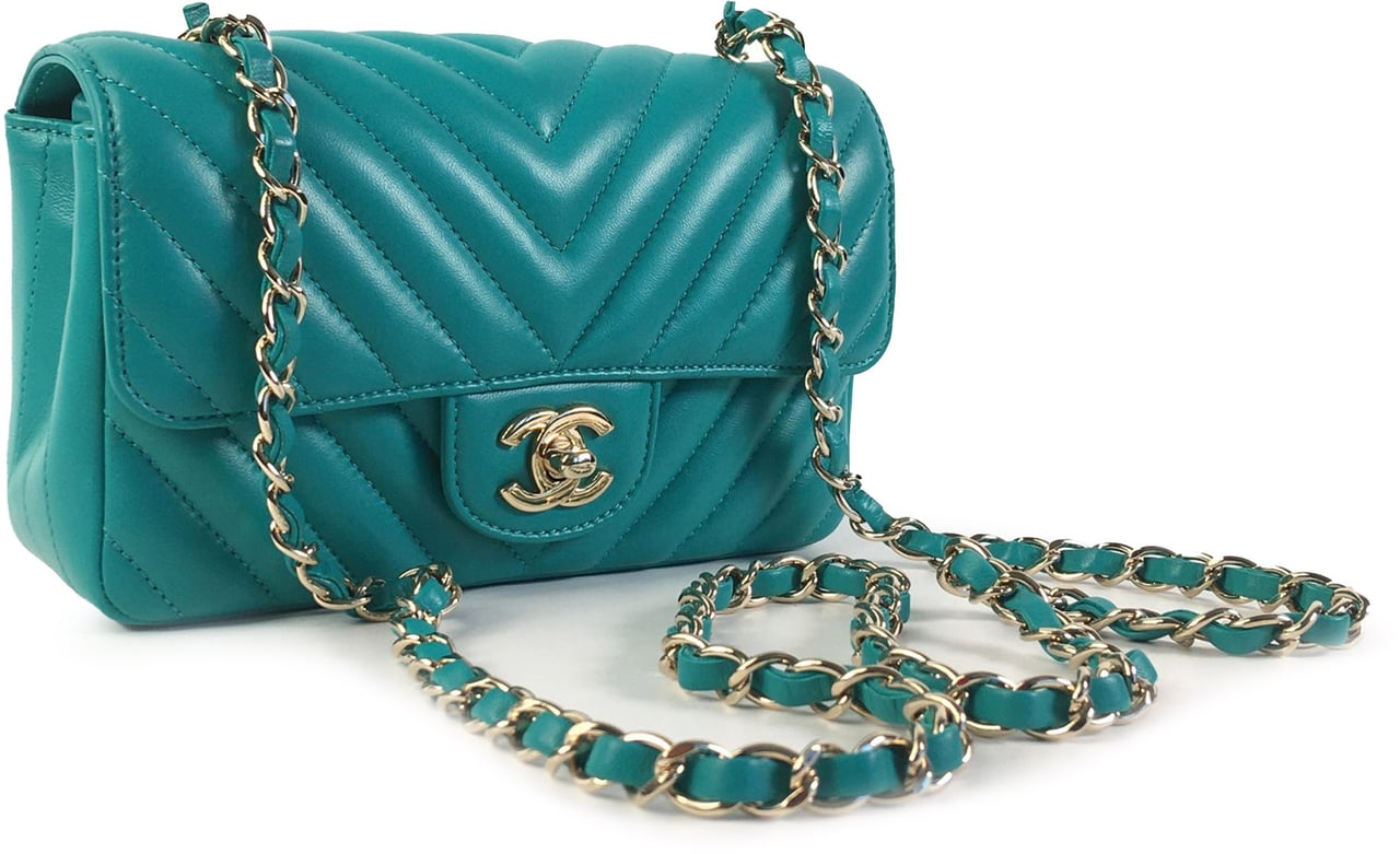 Chanel Mini Rectangular Chevron Lambskin Single Flap Groen