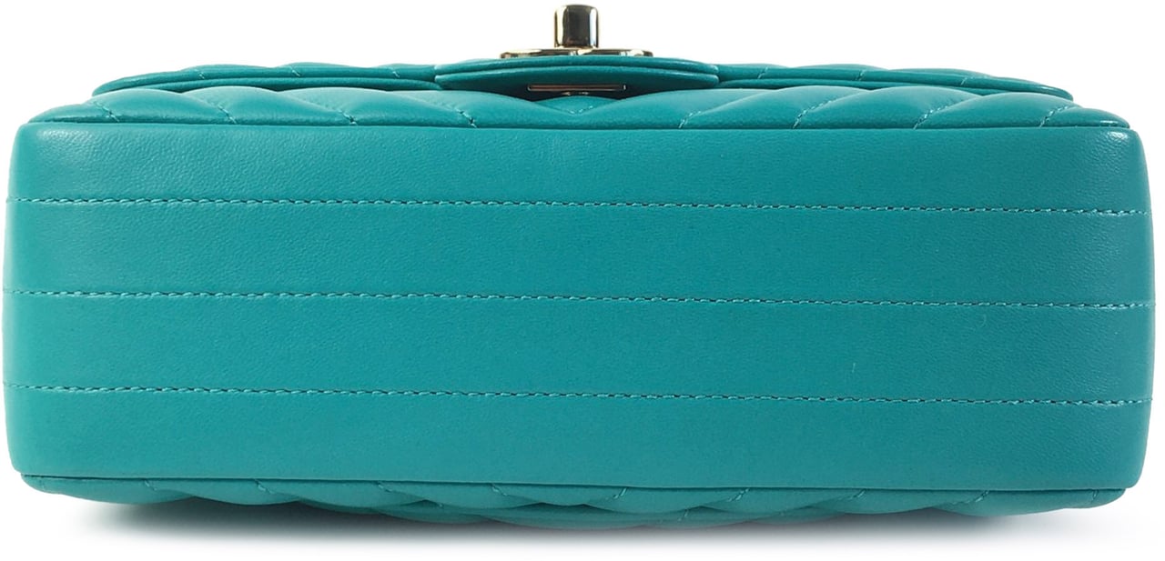 Chanel Mini Rectangular Chevron Lambskin Single Flap Groen