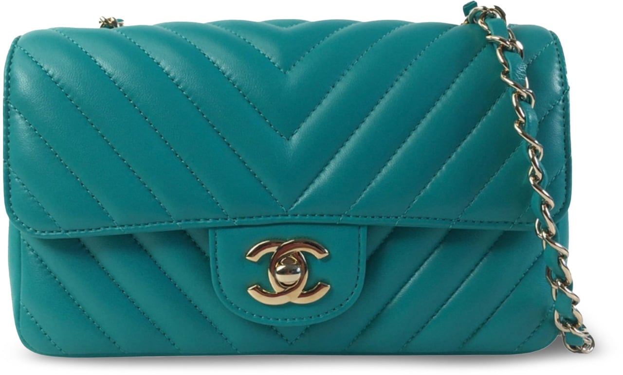 Chanel Mini Rectangular Chevron Lambskin Single Flap Groen