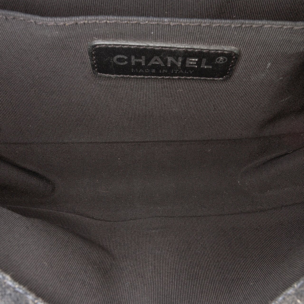 Chanel Medium Embossed Denim Boy Flap Blauw