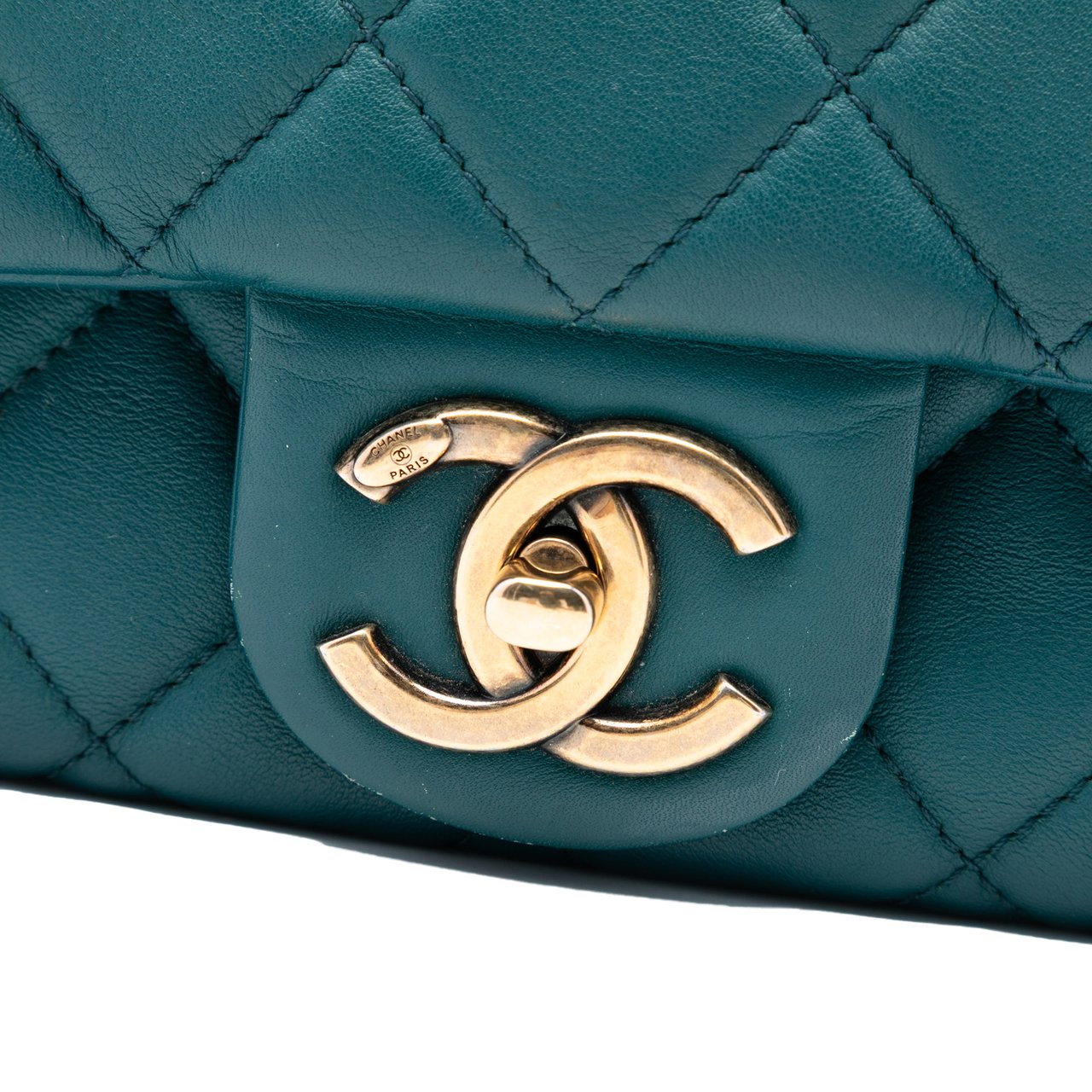 Chanel CC Quilted Lambskin East West Single Flap Blauw